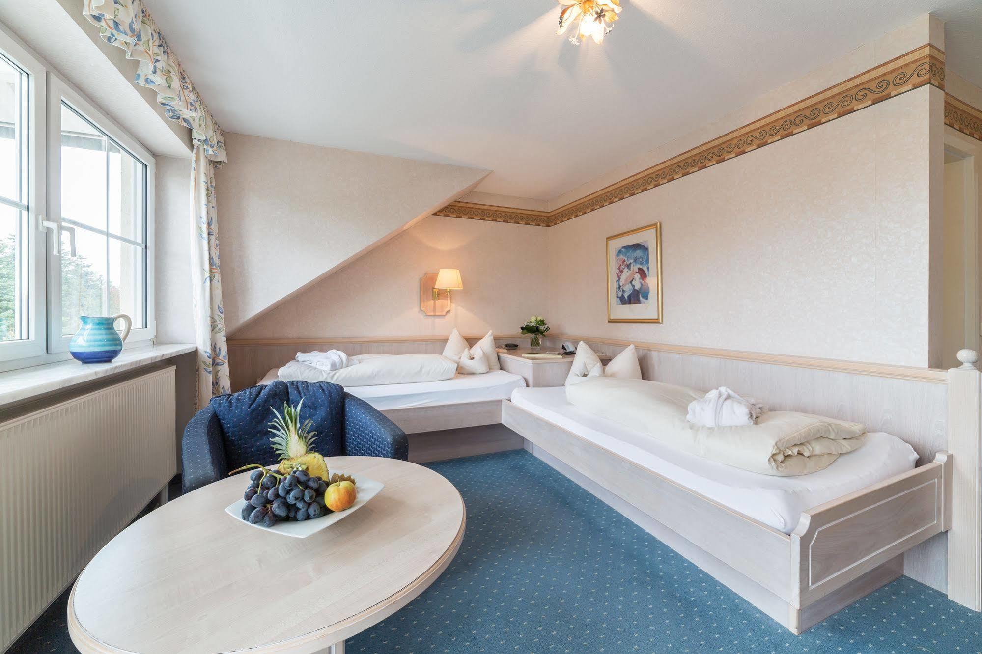 Hotel Bayernwinkel - Yoga & Ayurveda Bad Wörishofen Екстериор снимка